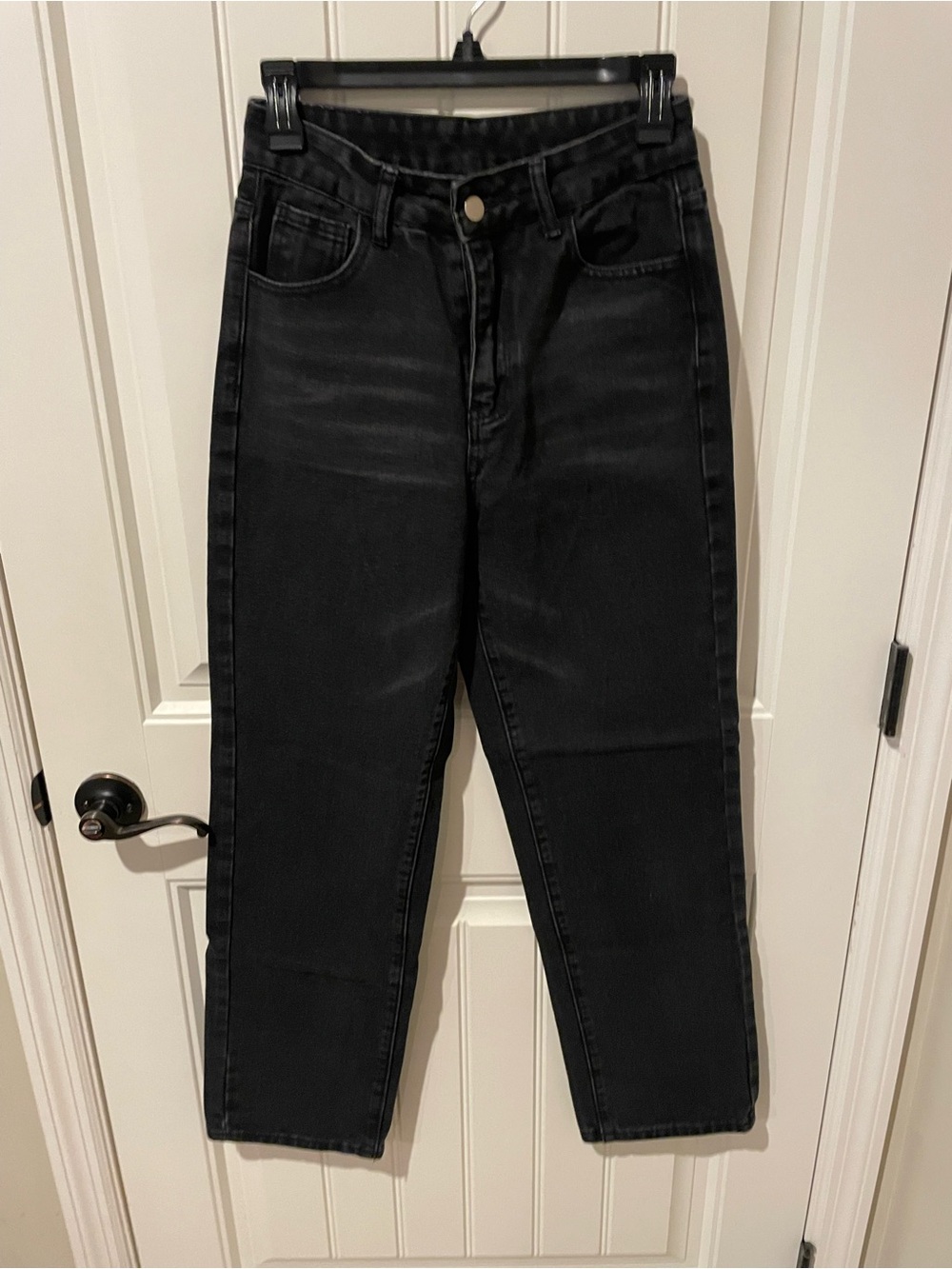 SHEIN Black High-Rise Straight Leg Jeans